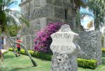 PICTURES/Coral Castle Museum - Homestead/t_Entrance3.JPG